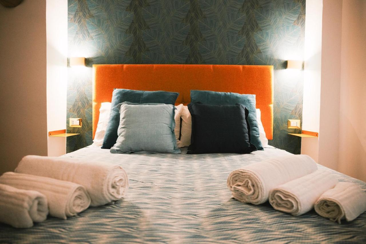 Dimora Petra -Suites- バーリ エクステリア 写真