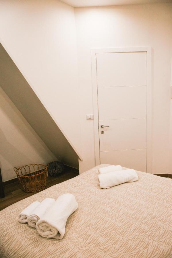 Dimora Petra -Suites- バーリ エクステリア 写真